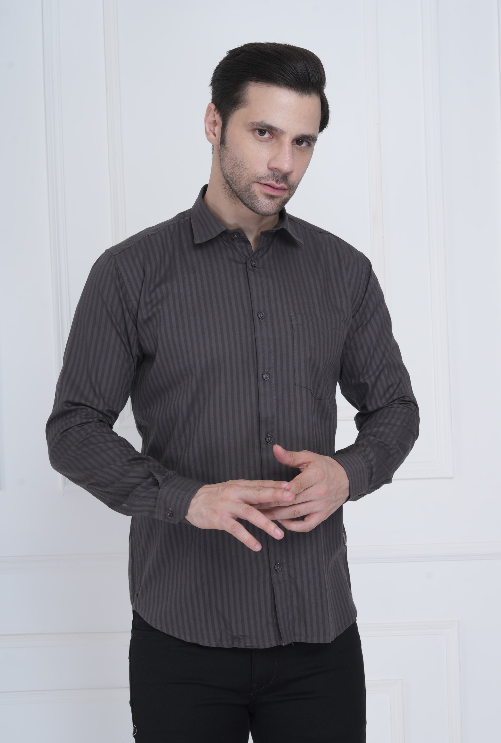 QUIDDICT Men’s Charcoal Grey Cotton Shirt